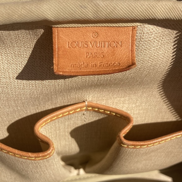 Vintage Louis Vuitton Deauville - Picture 16 of 16